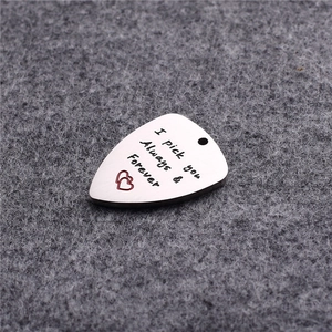 Pendentif médiator en acier inoxydable avec gravure I pick you Always & Forever