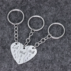 Lot de 3 porte-clés puzzle en forme de cœur en acier gravé Lil Mid Big Sis