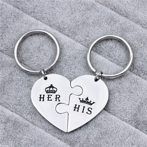 Stainless Steel Couple Puzzle Heart Keychain HIS HER Crown Engraved Romantic Split Heart Pendant Keyring Valentine Gift