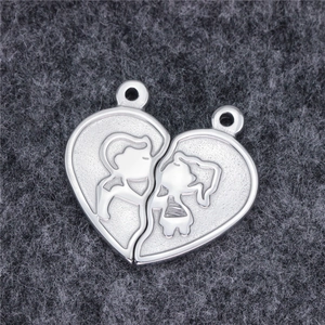 Gepolijste zilveren hart puzzel ketting hangers met creatieve boy en girl silhouetten