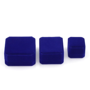 Three-piece set of navy blue velvet jewelry boxes for rings necklaces and pendants