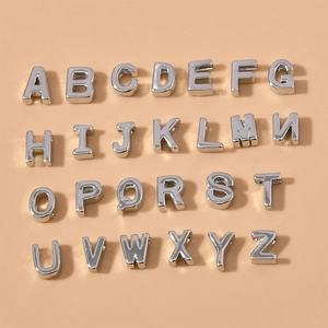 Cuentas de Cobre Bañadas en Oro con Letras del Alfabeto Inglés Cuentas Espaciadoras de Metal DIY para Joyería de Pulseras