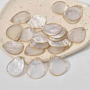 Pendentif en nacre naturelle en forme de goutte avec bord doré pour bijoux DIY