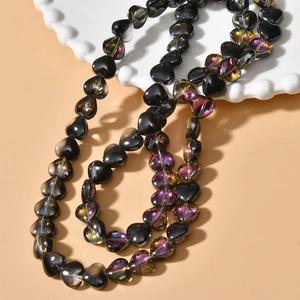 Iridescent heart-shaped glass beads for jewelry making with colorful gradient finish