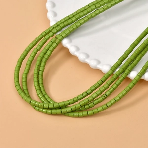 Collar multihilo de cuentas cilíndricas de turquesa verde 4mm textura natural