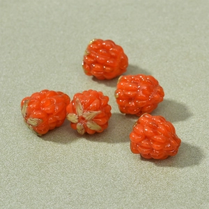 Five translucent orange-red raspberry glass beads for DIY jewelry making accessories