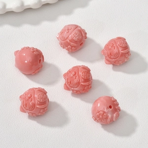 Pink lucky cat beads with carved福 character and flowers for DIY jewelry making