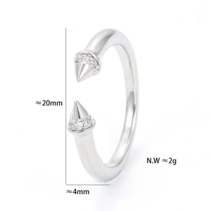 Retro geometrischer Spike-Ring in Silber-Optik mit Zirkonia-Steinen und Maßen