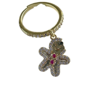Anello regolabile dorato a forma di omino di pan di zenzero con zirconi colorati per Natale