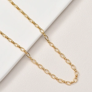 Collier chaîne à maillons noués plaqué or 18 carats avec anneaux ovales et design minimaliste