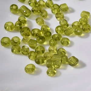 Polierte transparente grasgrüne Glassamenperlen 4mm für DIY Schmuckherstellung Sets