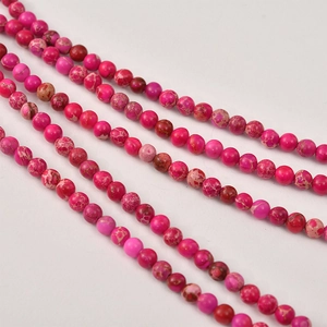 Detalle de cuentas redondas de piedra natural rojo rosa de 4-5mm para joyería DIY