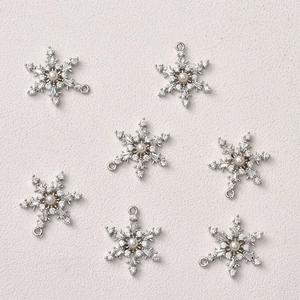 Exquisite snowflake charms with zircon crystals and pearls for jewelry making