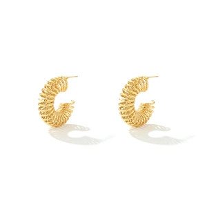 Eleganti orecchini a cerchio a spirale placcati in oro con finitura metallica premium