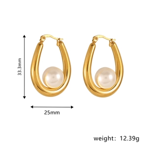 Detail view of U-shaped gold earrings with white pearls and size specifications