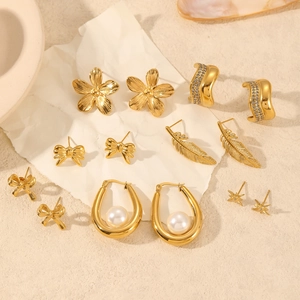 Vintage Geometric Stainless Steel Gold Earrings For Women Heart Flower Feather Bow Star Zirconia Artificial Pearl Stud Earrings Fashion Jewelry