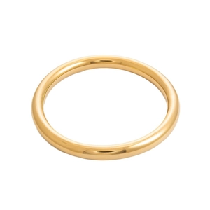 Brazalete minimalista de acero inoxidable chapado en oro de 18K con acabado pulido liso