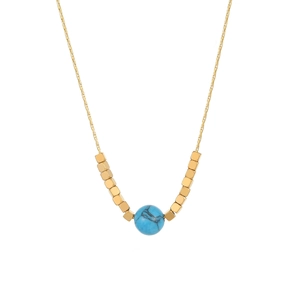 Collier doré avec pendentif turquoise et perles carrées dorées symétriques sur chaîne
