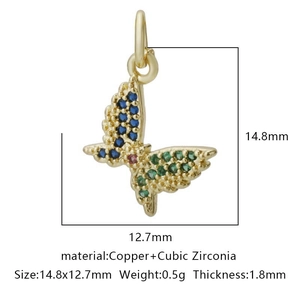 Dettaglio pendente a farfalla 14,8x12,7mm con zirconi blu e verdi per gioielli fai da te