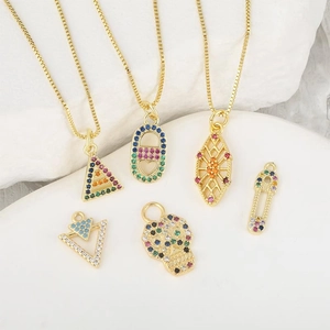 Mode Vergoldet Kupfer Strass Anhänger Für Damen Klein Geometrisch Kreuz Herz Totenkopf Form DIY Schmuck Zubehör