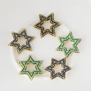 Pendientes de hexagrama chapados en oro con circonitas de colores, set de 5