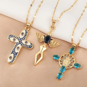Kreuz Halsketten Set mit 18k Vergoldung, Evil Eye Motiven und Zirkonia Anhängern