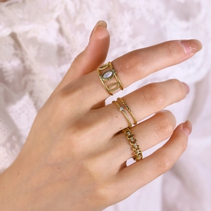 Anello Aperto in Acciaio Inossidabile Placcato Oro 18K PVD Vintage Francese Con Conchiglia Cristallo Gioielli a Maglia H