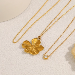 Set di collane a strati in acciaio inossidabile placcato oro 18K con ciondolo girasole