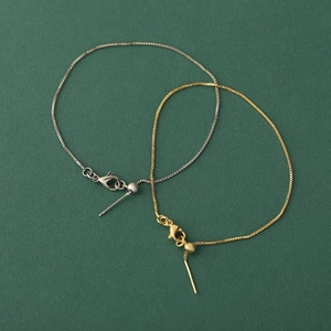 Catena a scatola regolabile con ago e perla in silicone placcata oro e argento