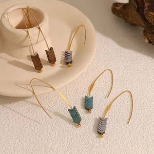 Multi-colored arrow-shaped long hook earrings with V-shaped beads and gold metal finish
