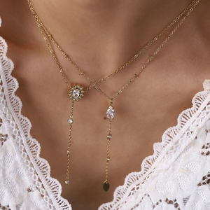 Collier en Y à Longue Frange en Acier Inoxydable Plaqué Or 18K Pendentif Fleur Zirconium Blanc Bijoux pour Femmes