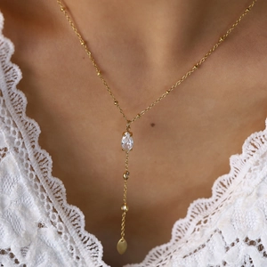 Collier en Y plaqué or 18 carats avec zircon marquise et pendentifs à pampilles