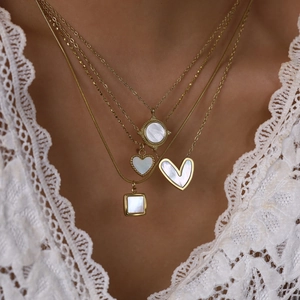 Minimalist Stainless Steel Shell Heart Pendant Necklace For Women PVD 18K Gold Plated Mother Of Pearl Geometric Clavicle Chain Jewelry