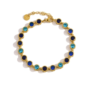 Bracelet en acier inoxydable plaqué or 18 carats avec oxydes de zirconium bleu dégradé