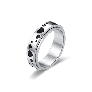 Anello rotante antistress in acciaio inossidabile con cuori e finitura spazzolata