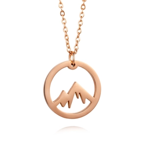 Collana con ciondolo a silhouette di montagna in acciaio inossidabile oro rosa