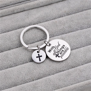 Portachiavi in acciaio inox argento con incisione 'With God all things are possible' e croci