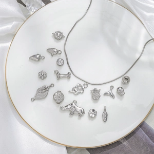 Vintage Stainless Steel Pendants Mixed Styles Flower Leaf Skull Animal DIY Jewelry Making Accessories For Necklace Crafting