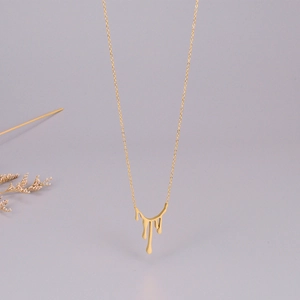 Halskette mit Lava-Tropfen-Anhänger aus 18K vergoldetem Edelstahl für Damen im Design