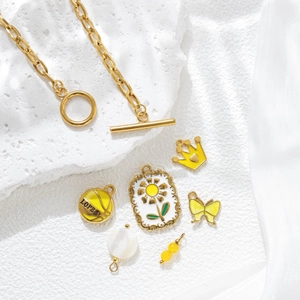 Gold stainless steel DIY jewelry set with OT clasp chain and enamel flower crown charms