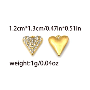 Böhmische vergoldete Herzanhänger mit Strasssteinen 1,2 cm x 1,3 cm Schmuckzubehör