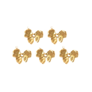Fünf goldene Schmetterlingsanhänger mit radialer Textur für DIY-Schmucksets