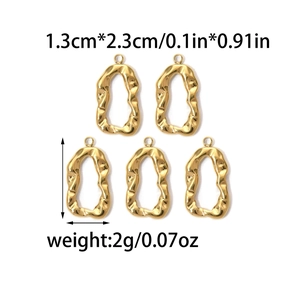 Cinco colgantes geométricos de acero inoxidable dorado con textura de ondas DIY