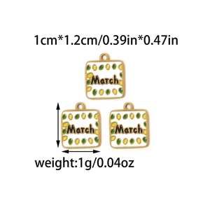 Dimensiones detalladas del colgante de marzo en acero inoxidable con baño de oro de 18K