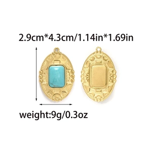 Pendentif ovale vintage doré avec incrustation turquoise, taille 2,9x4,3cm