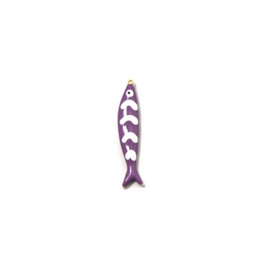 Pendente a forma di pesce viola con motivo a lisca di smalto e anello dorato