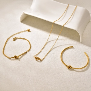 18K Gold Plated Stainless Steel Knot Necklace Bangle And Bracelet Jewelry For Women Minimalist Knot Pendant Fashion Jewelry