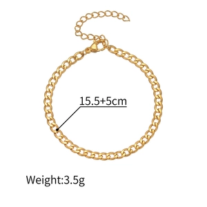 Detailansicht der Gänseblümchen-Kette mit 15,5 cm Goldkette, 5 cm Verlängerung und Verschluss