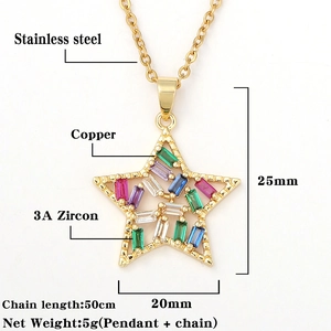 Detail van sterhanger met gekleurde zirkoon en afmetingen van de roestvrijstalen ketting