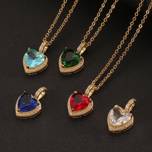 Collane con pendente a cuore placcate oro 18 carati con cristalli in cinque vivaci colori